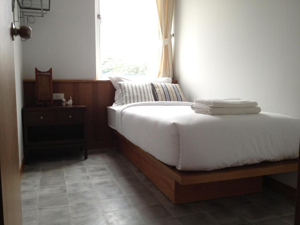 Baan Dinso Hostel@Ratchadamnoen Bangkok Camera foto
